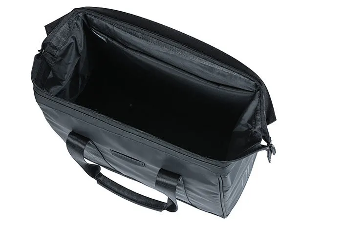 Basil Grand Tarpaulin Shopper Bike Bag 23L Black