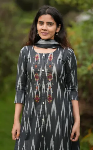 Dhujitha Black (Kurti Pant Dupatta)