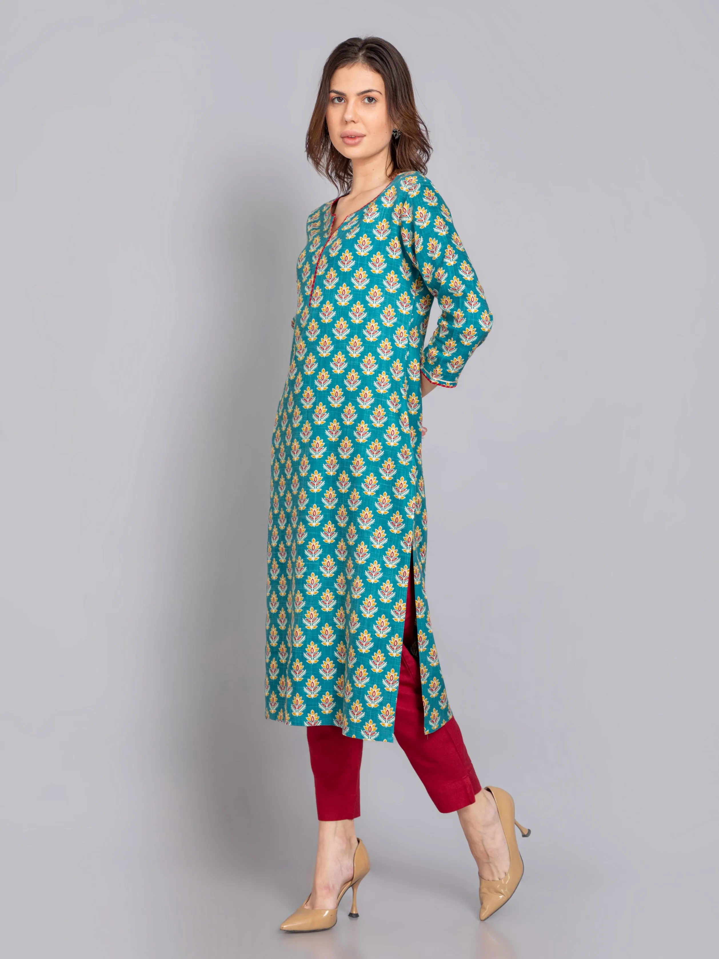 Suti Women Rayon Floral Printed Long Kurti Embellished With Zari Work Details