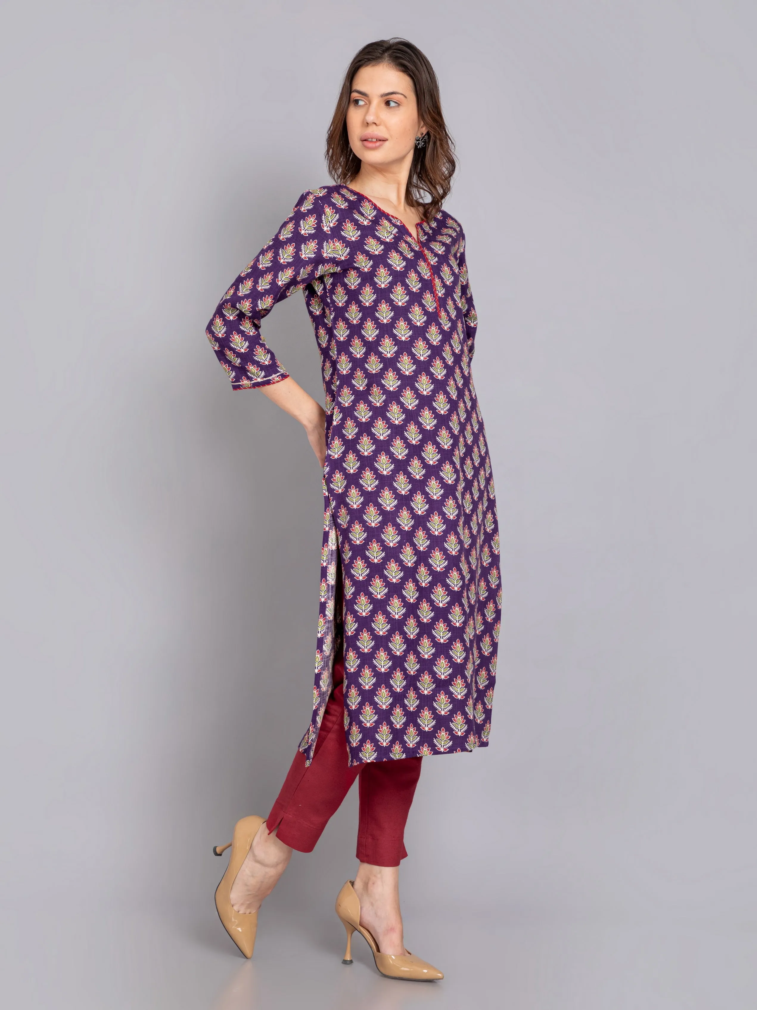 Suti Women Rayon Floral Printed Long Kurti Embellished With Zari Work Details